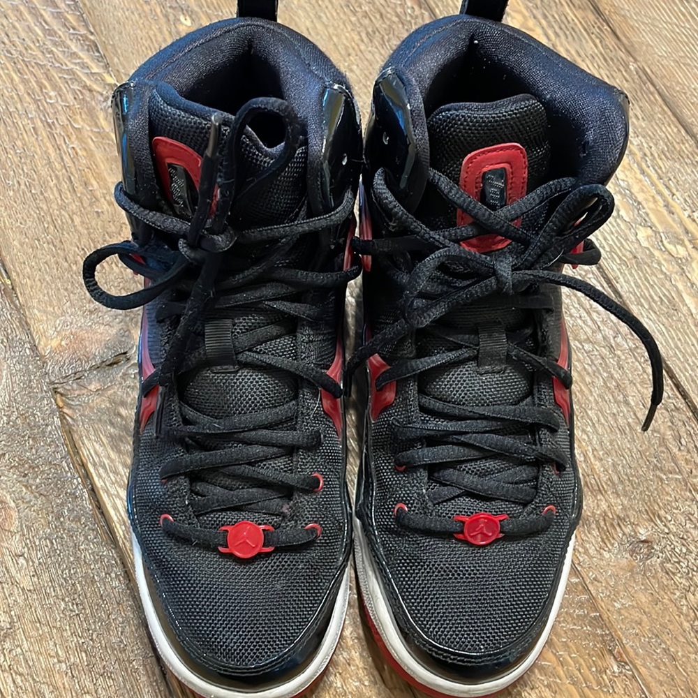 Nike Air Jordan retro boys shoes